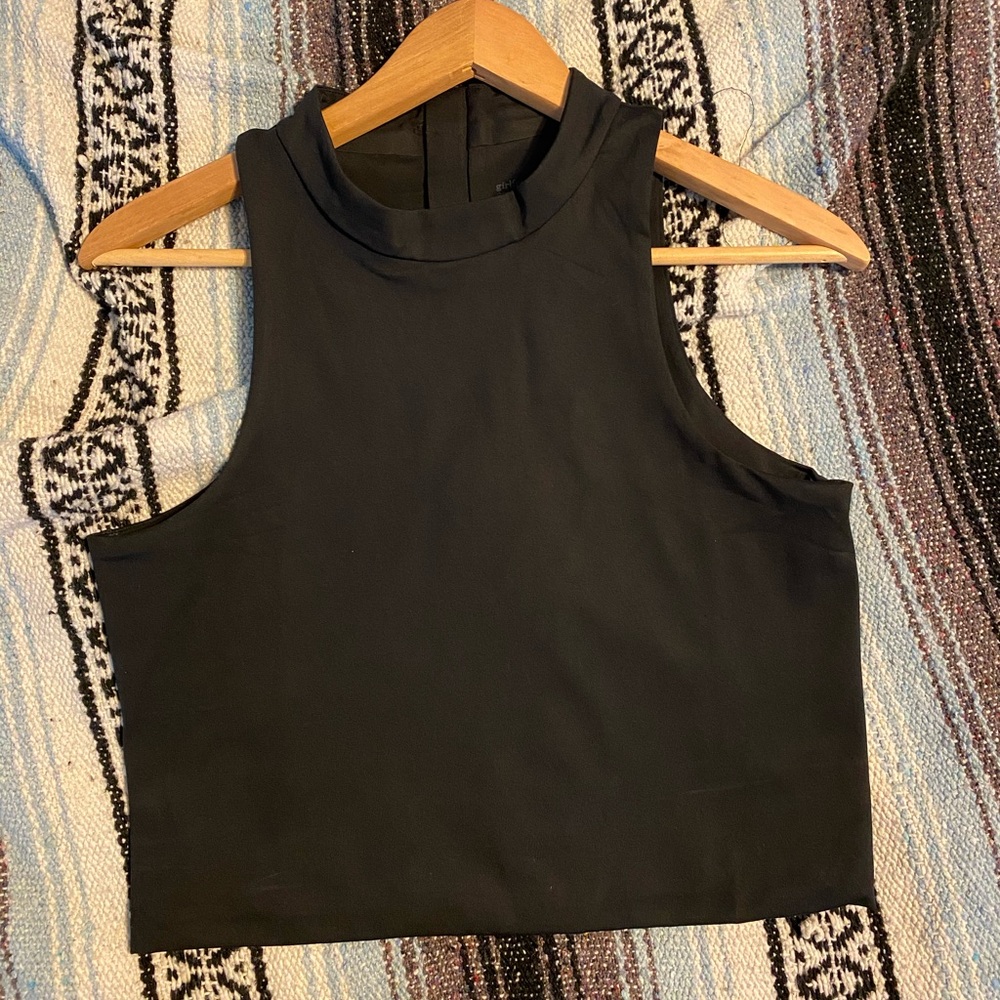 Freddie Black Sleeveless Zip-up Crop Top